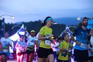 BIB: 115, 363
                            <button type="button" onclick="openModal(22341609)" class="btn btn-primary btn-sm float-right btn-popup" data-toggle="modal" data-target=".modal-high-quality">
                        <i class="fas fa-shopping-cart"></i> Add to Cart
                    </button>
                                            <button type="button" onclick="isThisMe(22341609, true)" class="btn btn-success btn-sm float-right btn-popup btn-isme hidden" data-toggle="tooltip" data-placement="bottom" title="นี่คือรูปของคุณใช่ไหม คลิกที่นี่เพื่อเอาเข้าอัลบั้ม">
                        <i class="fas fa-plus"></i> Add to album
                    </button>
                    <button type="button" onclick="isThisMe(22341609, false)" class="btn btn-warning btn-sm float-right btn-popup btn-isnotme hidden">
                        <i class="fas fa-ban"></i> Remove from album
                    </button>